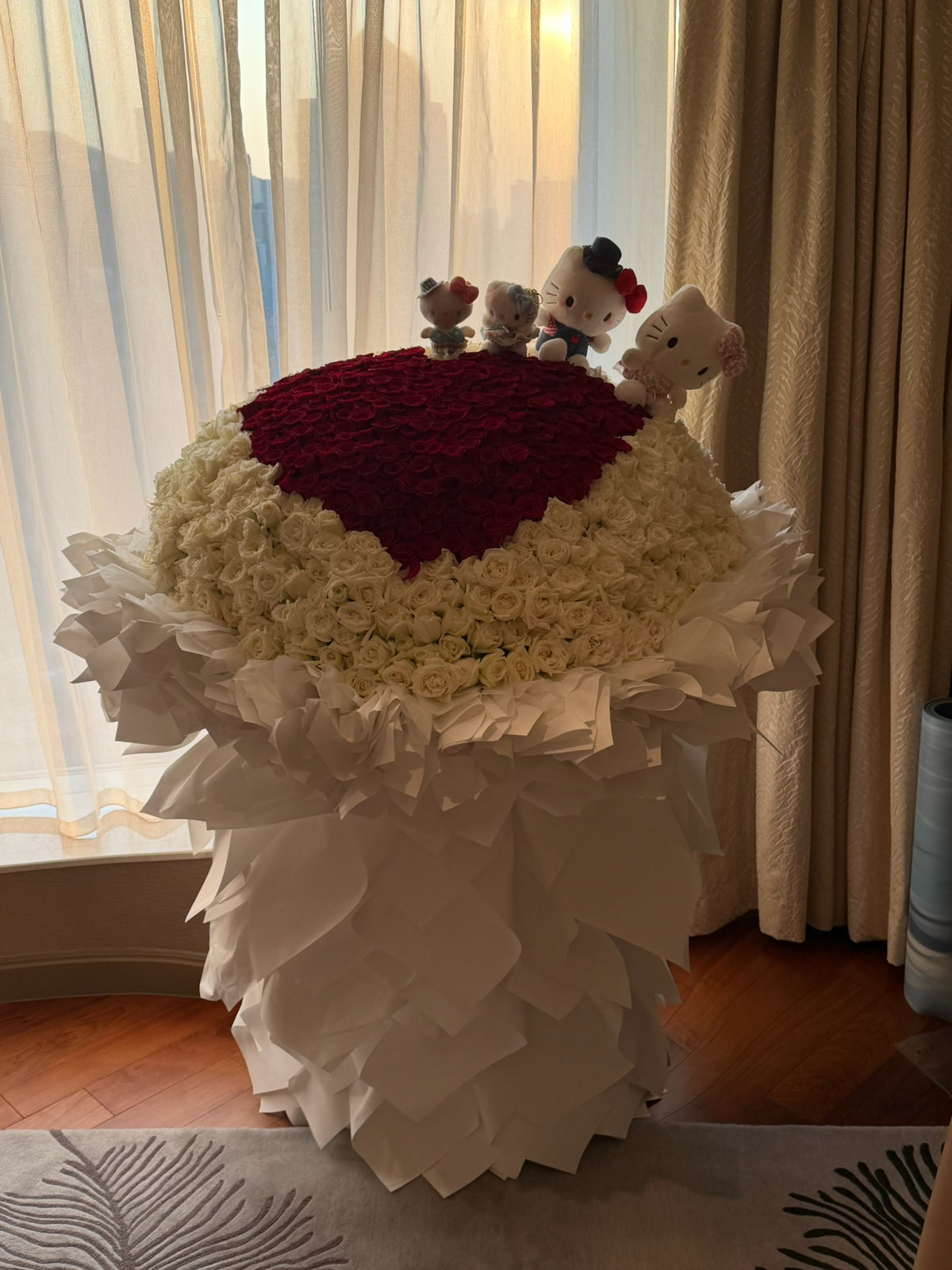 999 ROSE HEART